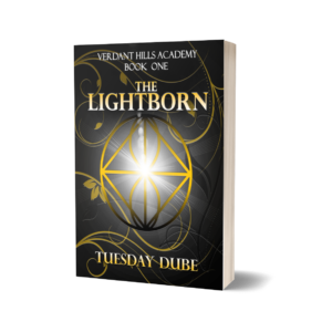 The Lightborn - Verdant Hills Academy Book 1